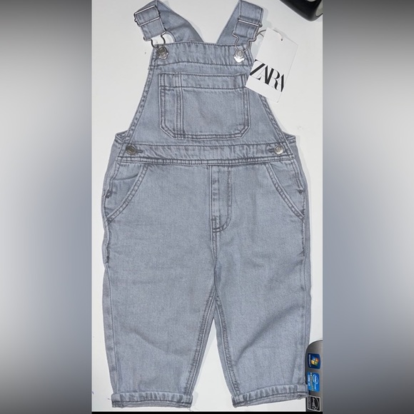 Zara denim overalls - Picture 2 of 4